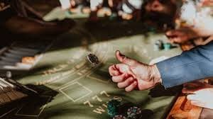 মোবাইলে সাধারণ প্রশ্ন পড়ার অভিজ্ঞতা